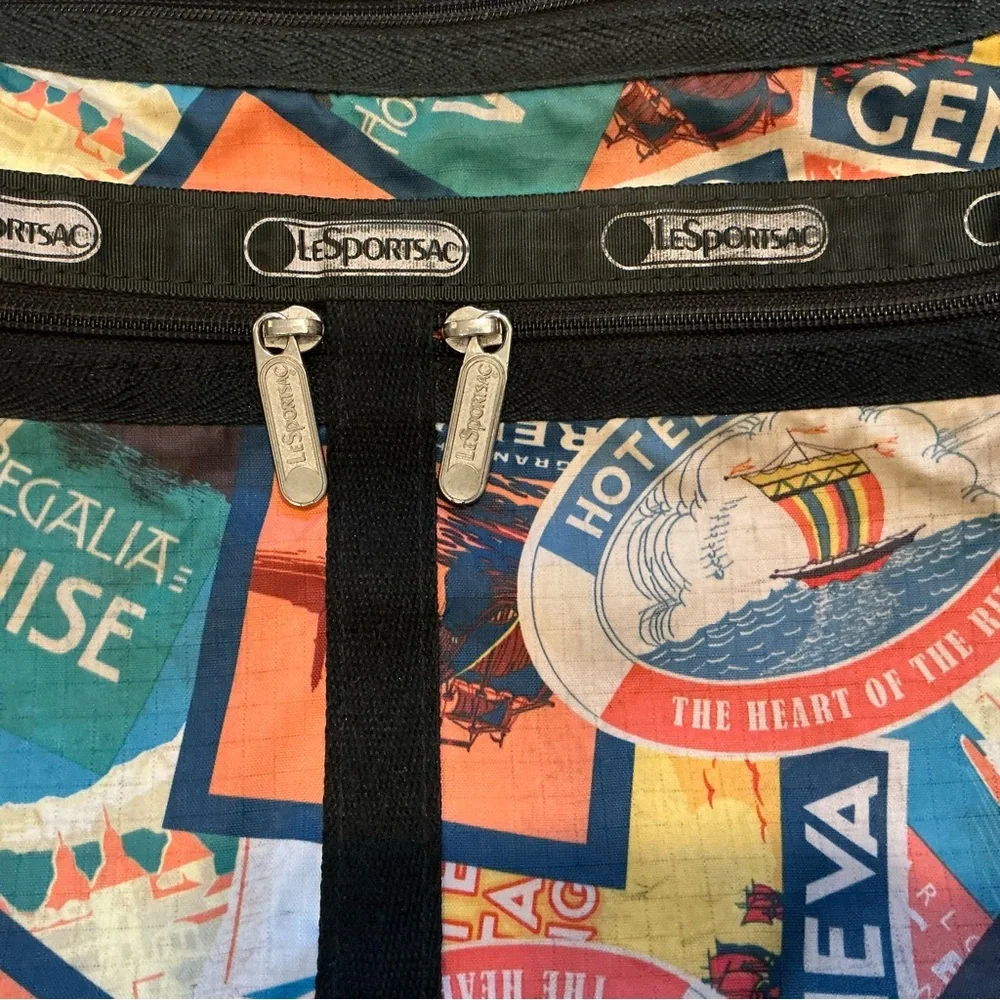Vintage LeSportsac yacht pattern multicolored shoulder bag
